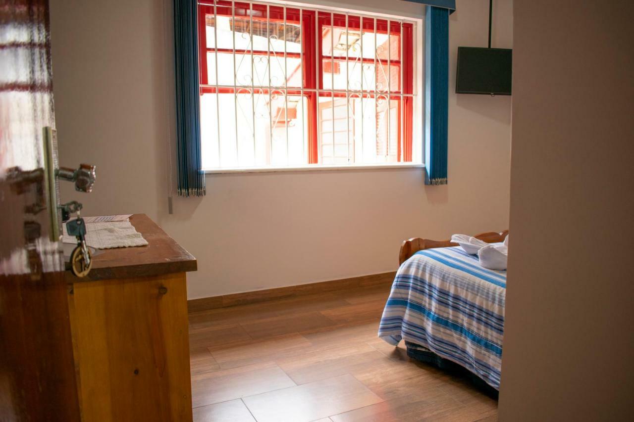 Acomodação com café da manhã  Cantinho Do Descanso *